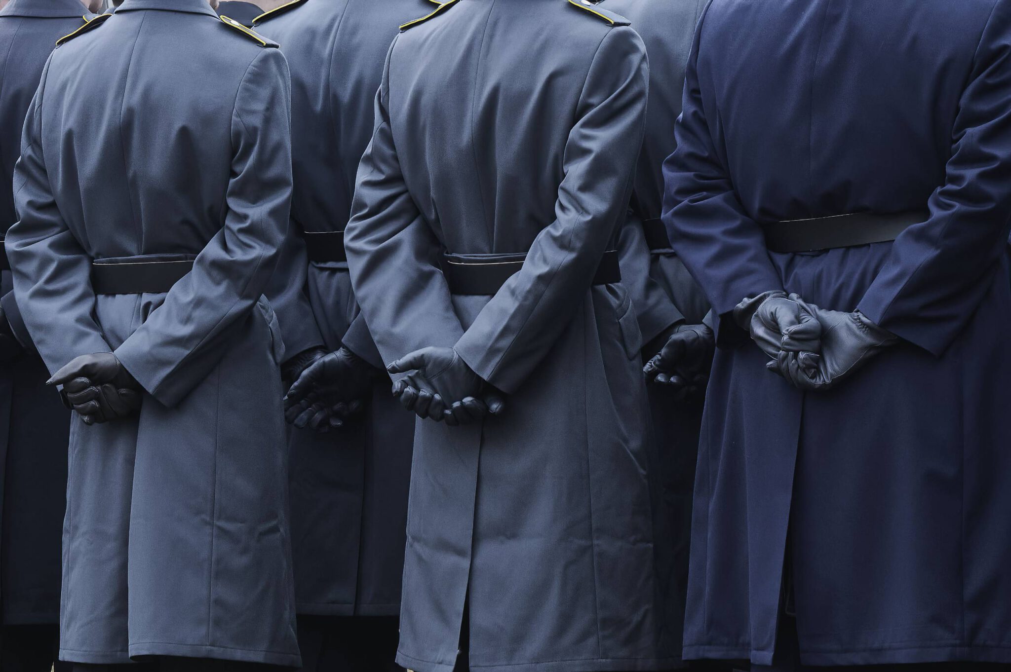 Blick auf Soldaten von hinten – ein seltener Moment